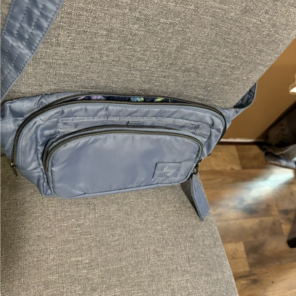 Lug belt bag